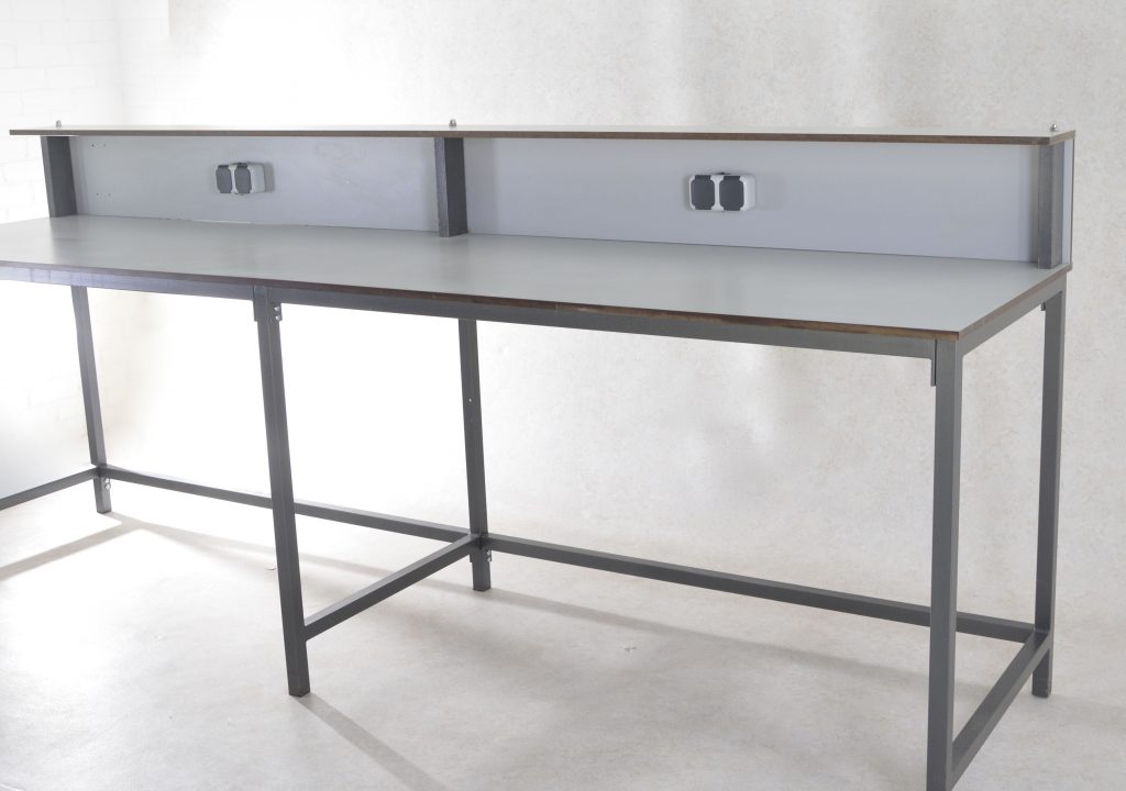 Table Laboratoire Gemini BV