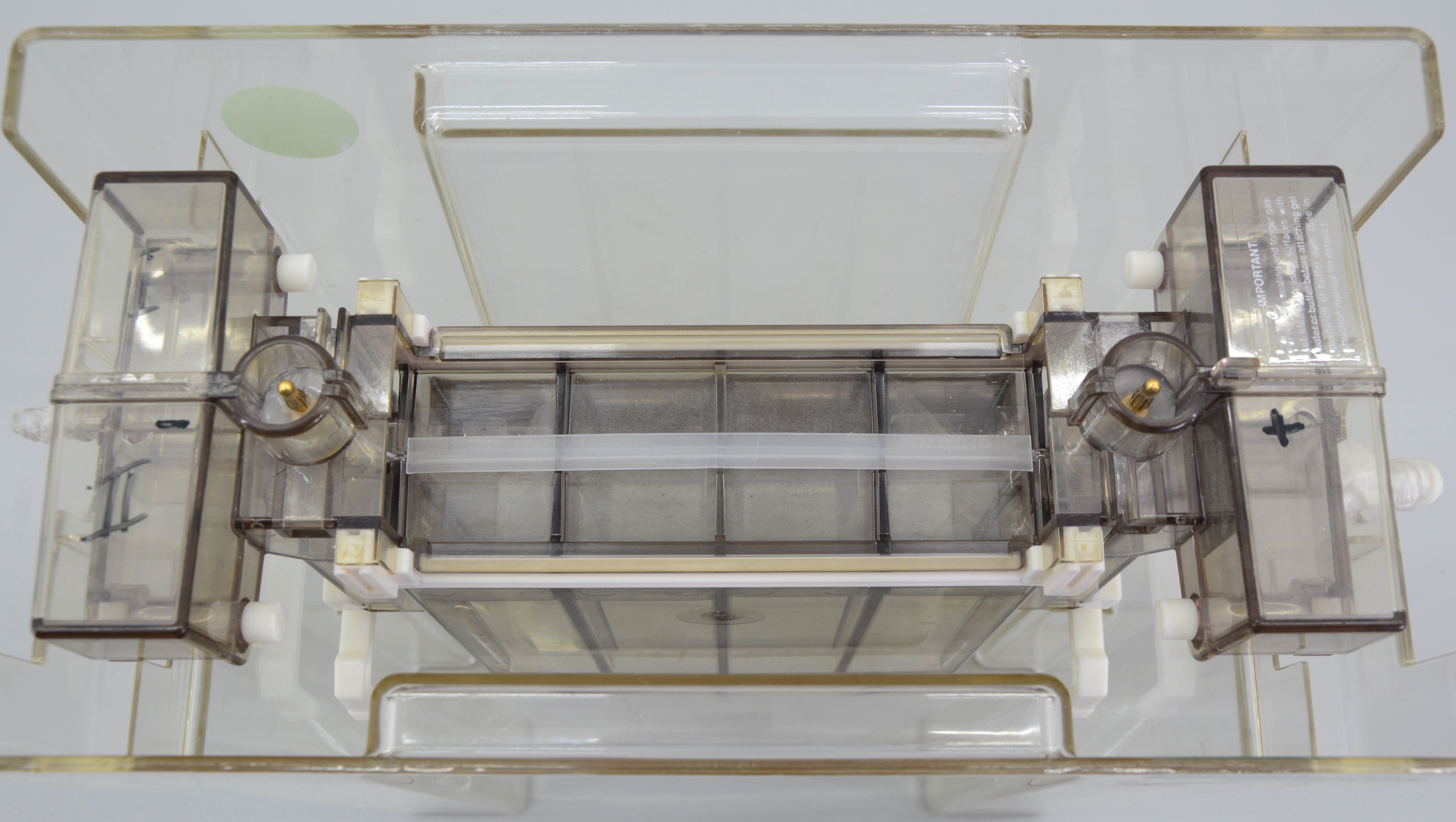 Cellule D'électrophorèse Bio-Rad Criterion 135BR - Neuf Sous Emballage
