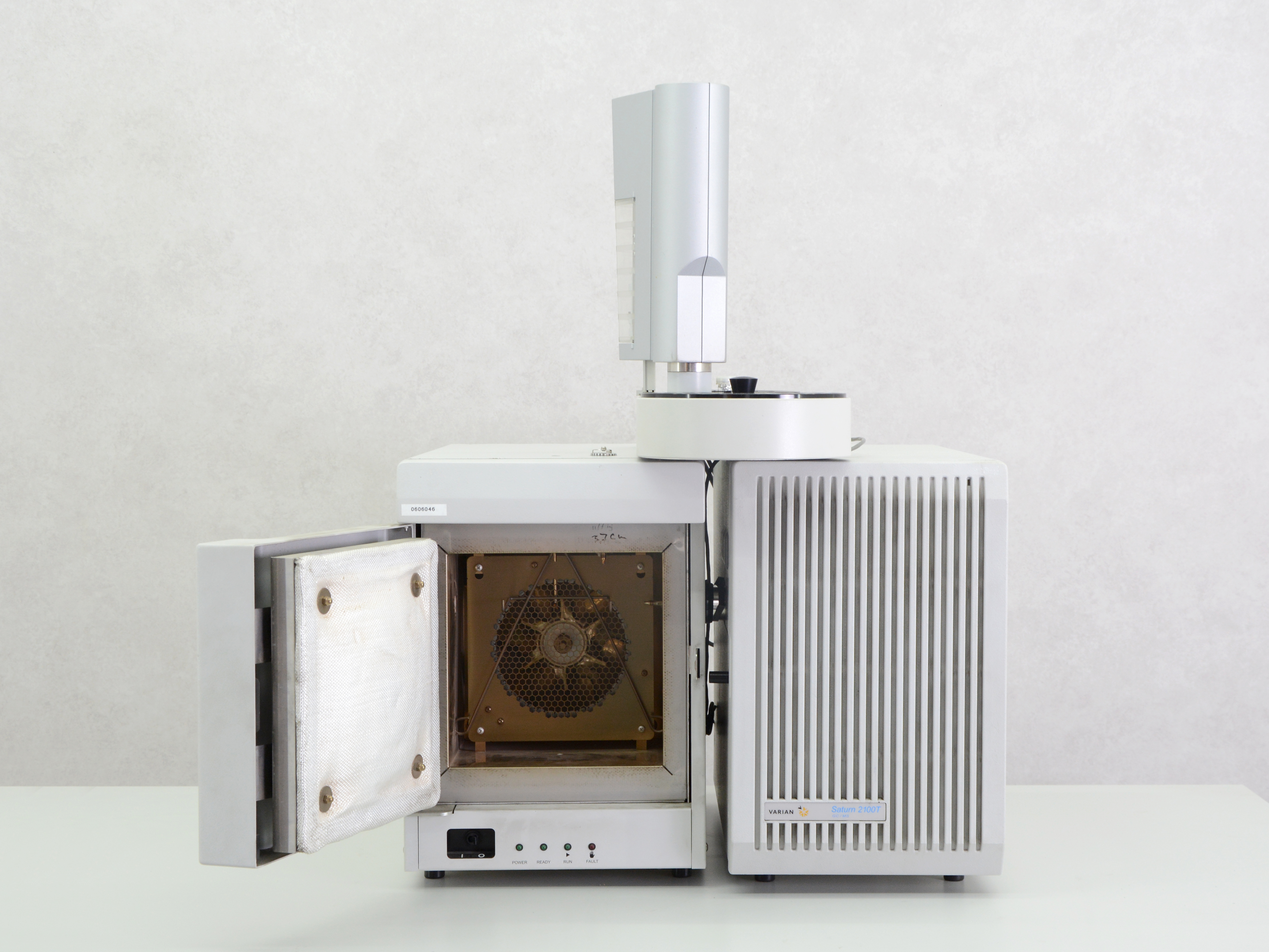 GC-MS Varian 2000 - 3900 - CP-8400 - Gemini BV