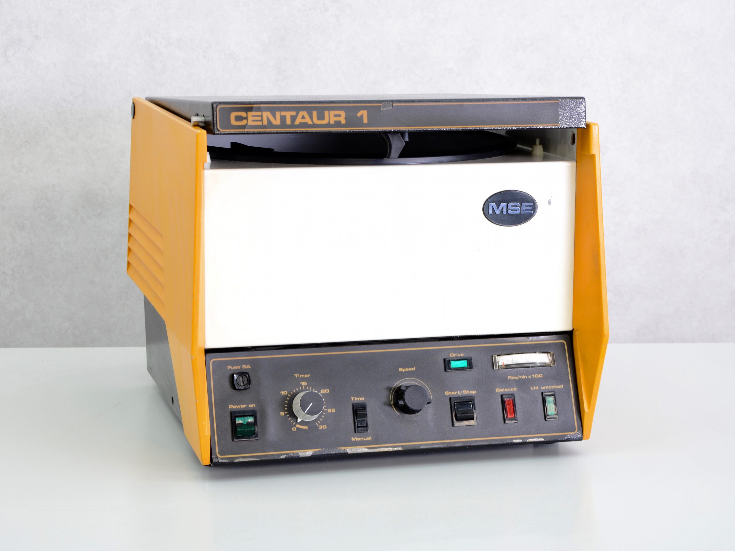 5659 MSE Centaur 1 Centrifuge - 01